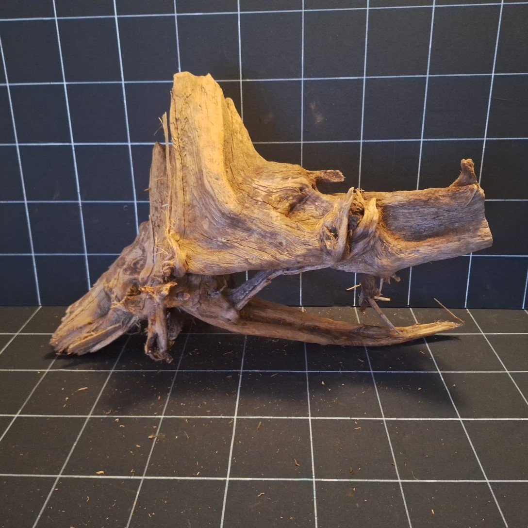 Tuskwood akvaariojuuri aidosta suopuusta, 69 cm, P242618
